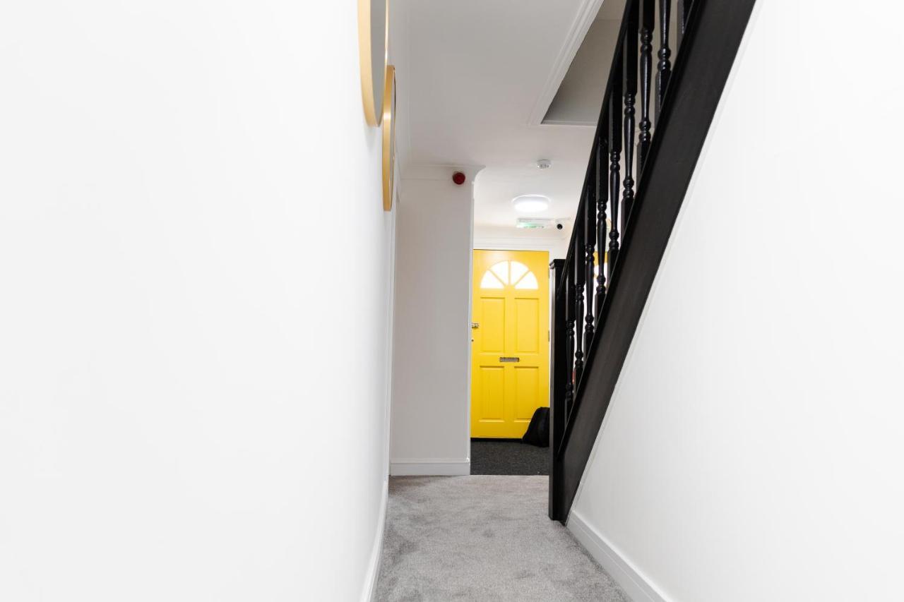 Chic Urban 2 Bedroom Apartments Cardiff Buitenkant foto