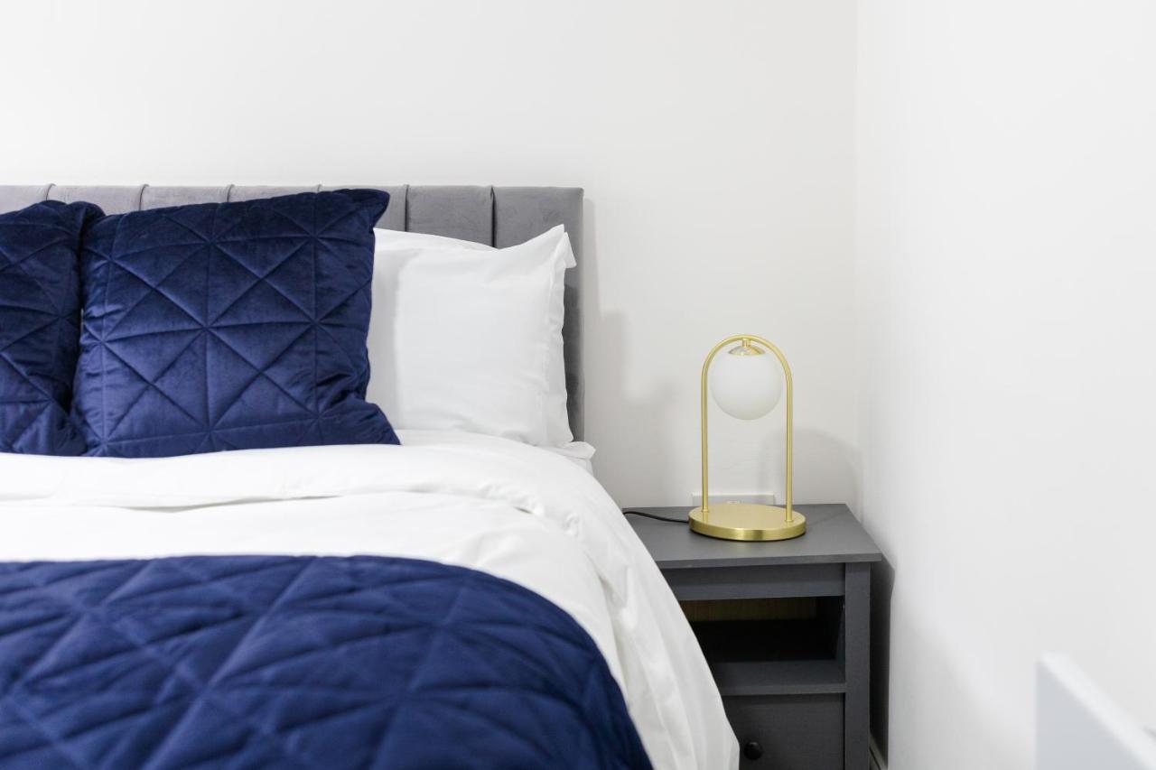Chic Urban 2 Bedroom Apartments Cardiff Buitenkant foto